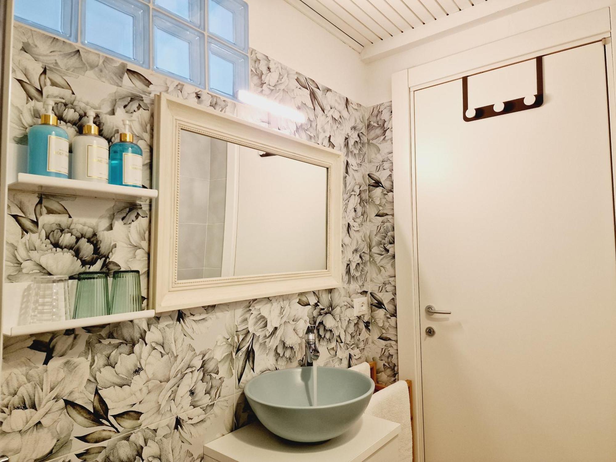 Homeholidaysanremo - Classic Ngoại thất bức ảnh